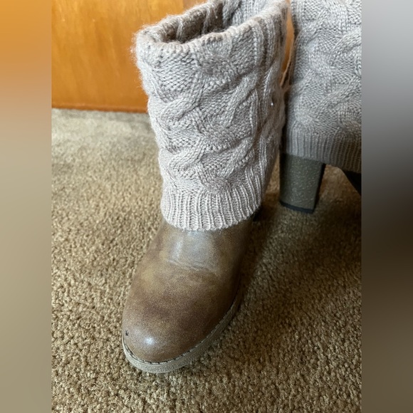 Muk Luks Heeled boots - Picture 3 of 10